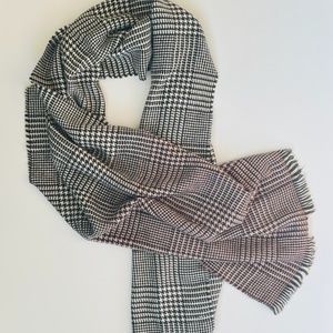 Women’s Ombré Houndstooth Winter Scarf